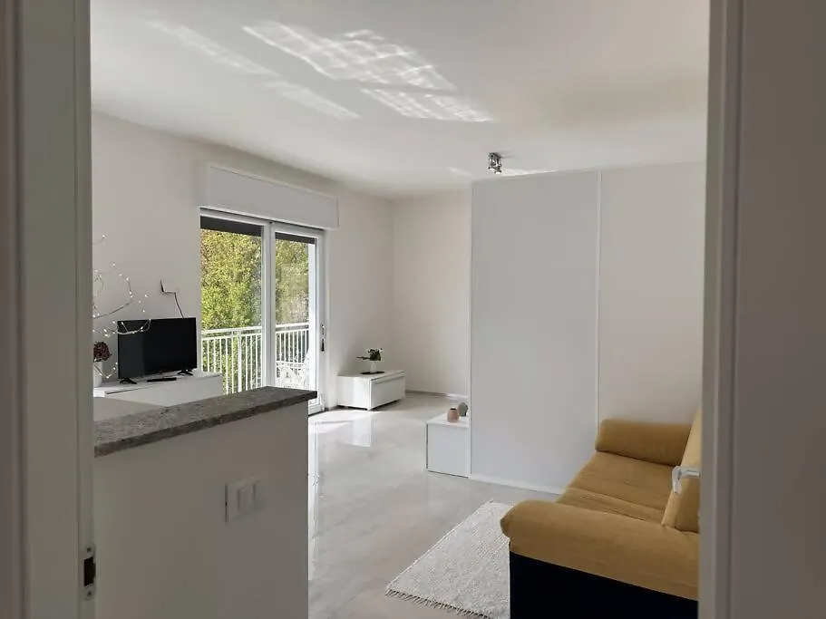 Luxury Apartment Sole Moltrasio