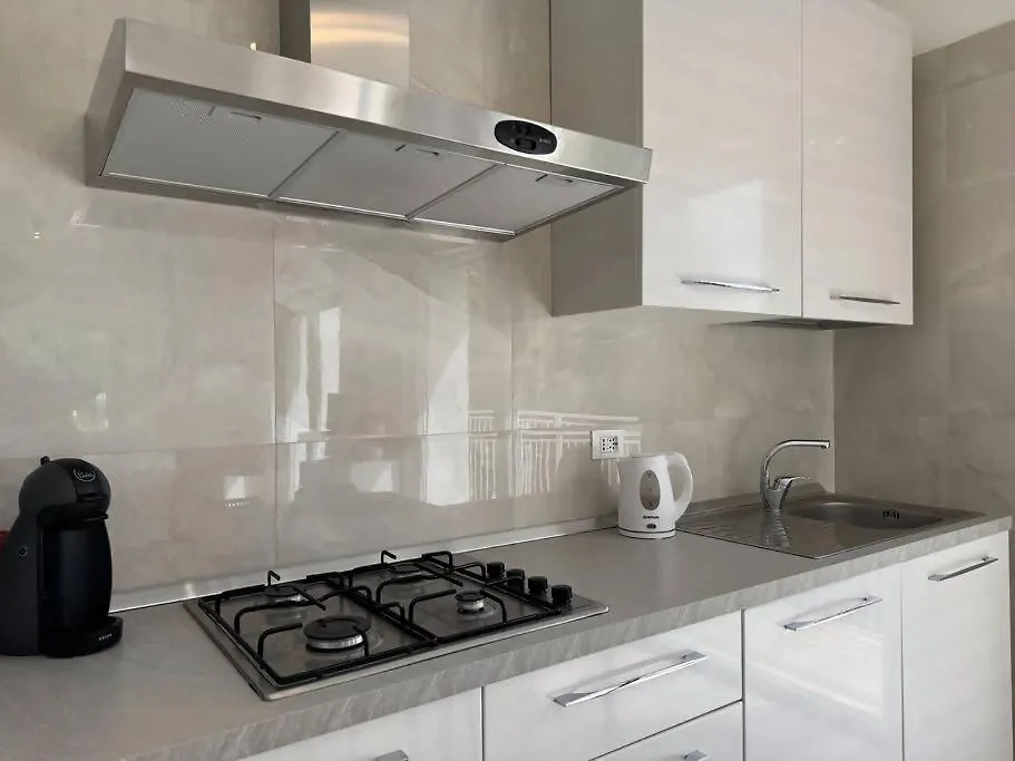 Luxury Apartment Sole Moltrasio Italien