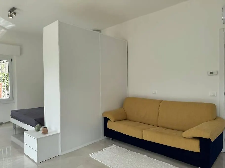 Luxury Apartment Sole Moltrasio Italy