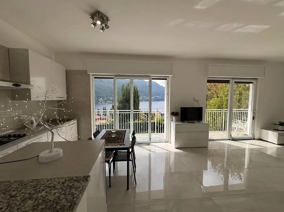 Luxury Apartment Sole Moltrasio