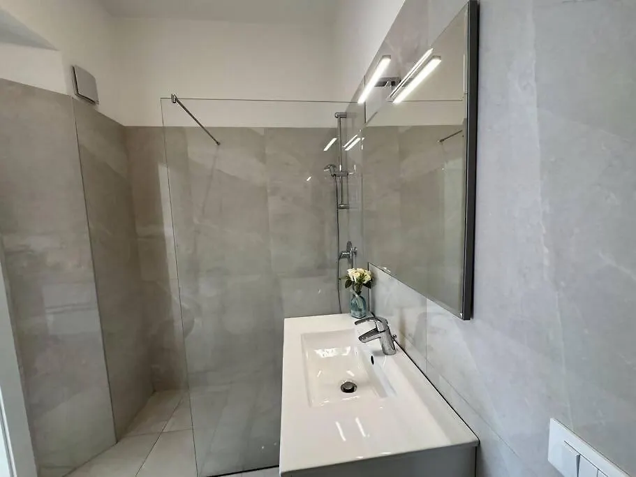 Luxury Apartment Sole Moltrasio