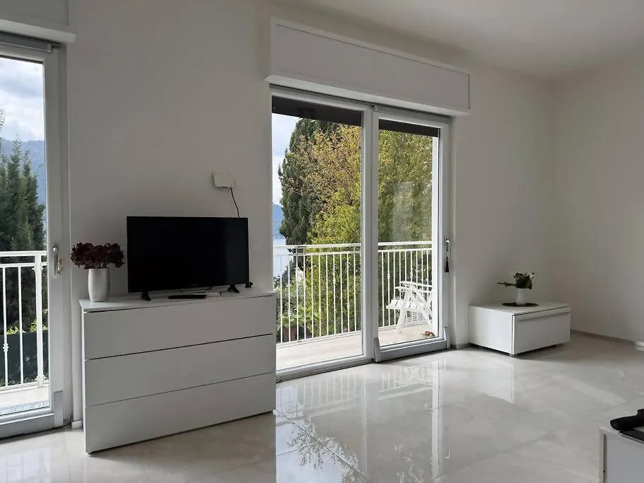 Luxury Apartment Sole Moltrasio