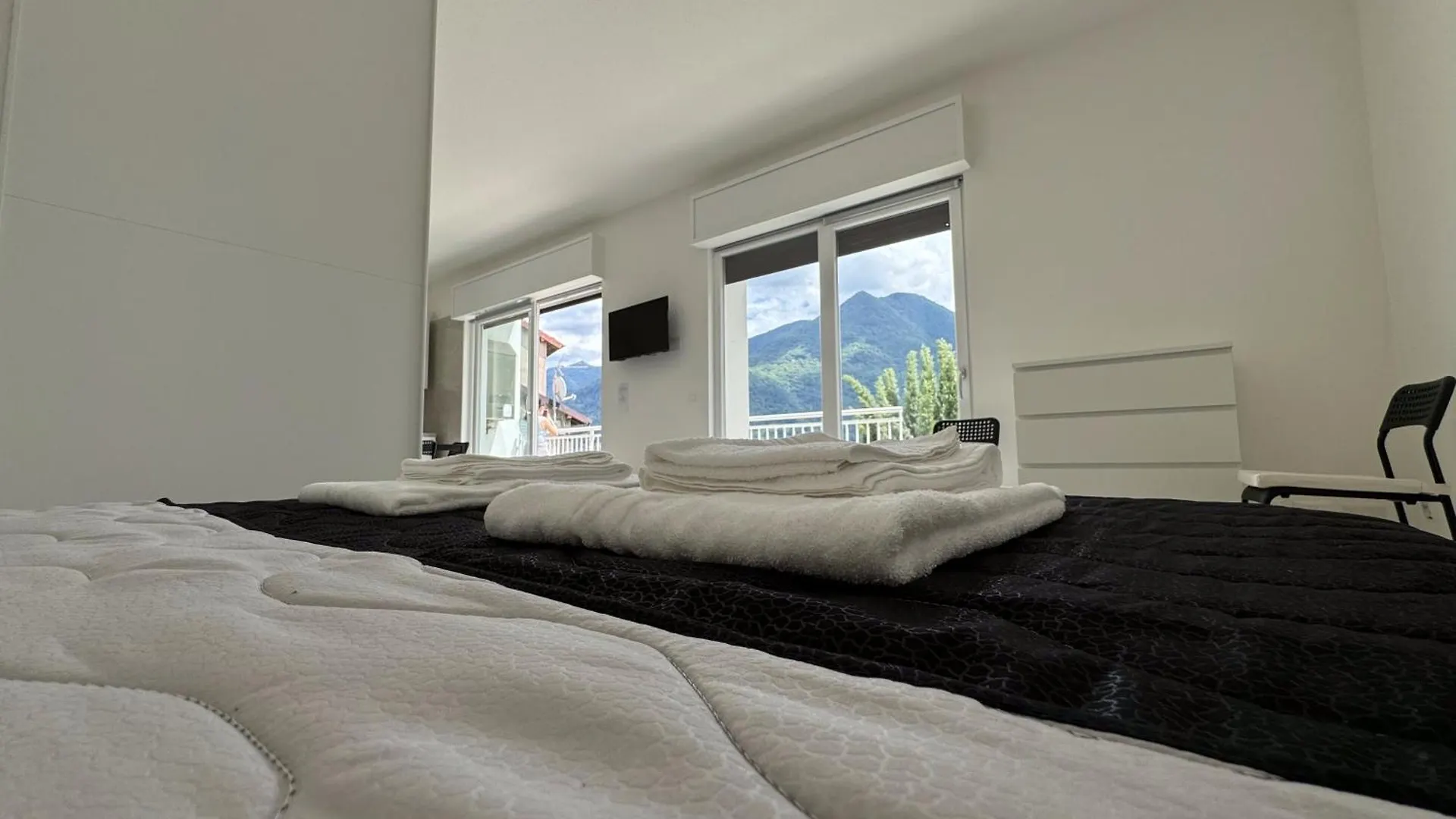 Luxury Apartment Sole Moltrasio